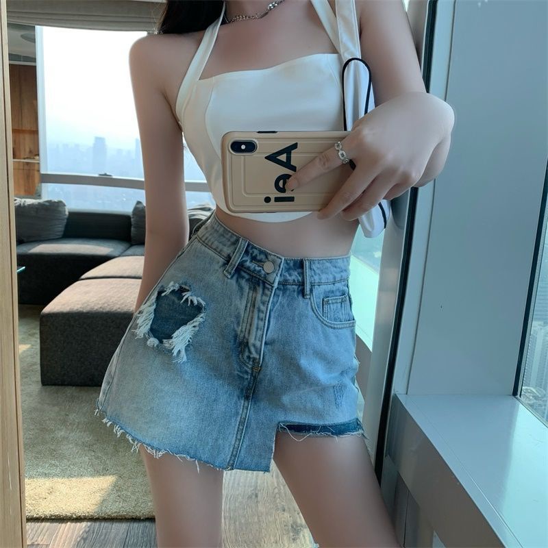 Chân váy denim siêu ngắn ngang hông cạp cao phối lỗ không đồng đều phong cách mùa hè 2022 cho nữ