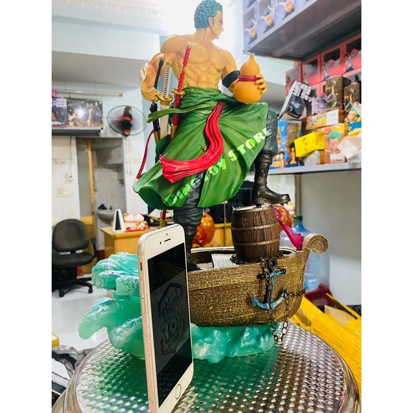 Mô hình Zoro cao 37cm- One Piece
