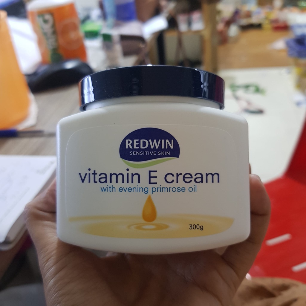 Kem dưỡng Redwin Vitamin E Cream 300g Úc chính hãng