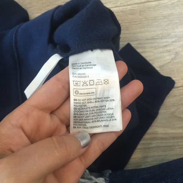 Áo nỉ chui đầu bé trai HM 78