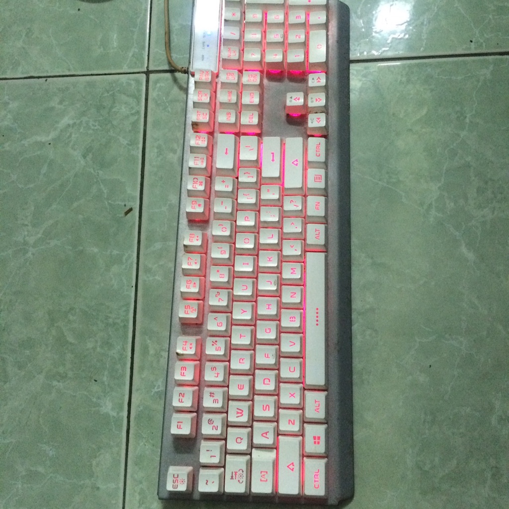 Bàn phím gỉa cơ Irrock K62E hàng chính hãng thanh lý nét vẫn dùng tốt giá rẻ