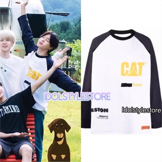 Áo dài tay cotton tay đen in the soop của Jimin BTS