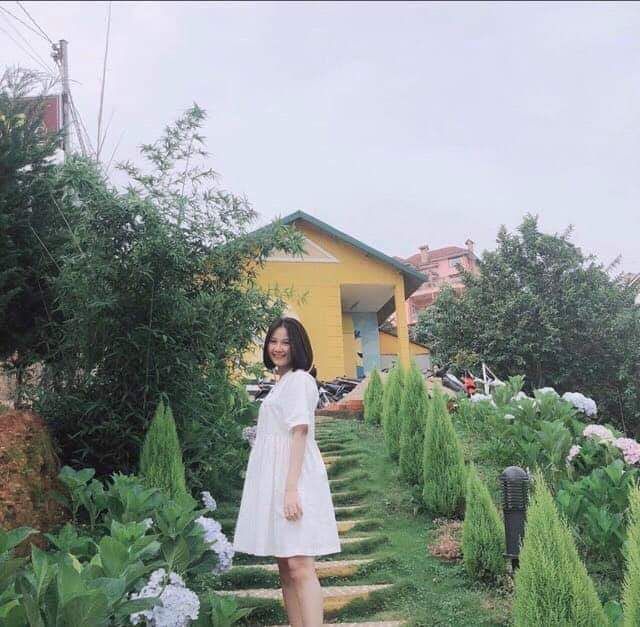 Đầm baby doll trắng