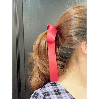 Cột tóc nơ Yuri