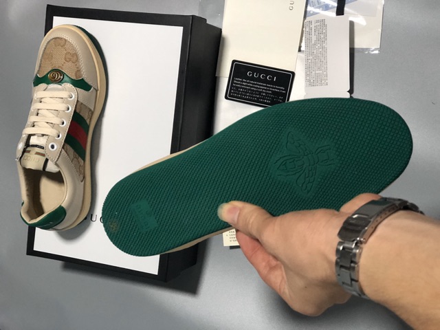 Giày sơn tùng bản sạch da xịn