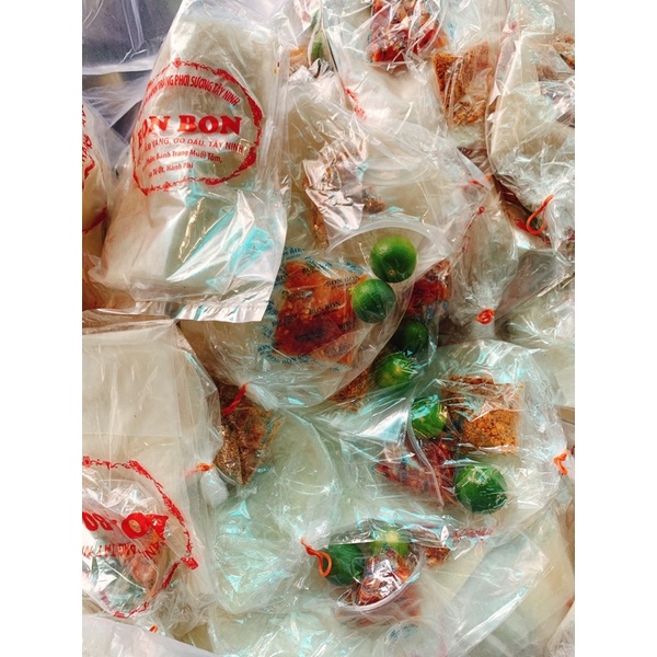 Bánh tráng tắc bon bon