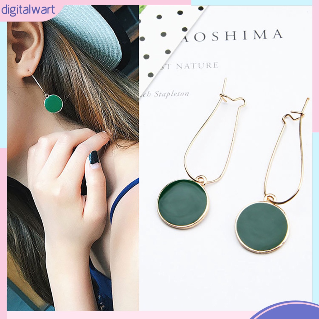 Đôi hoa tai phối mặt tròn thời trang