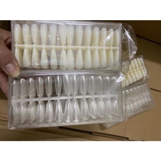 Móng Úp Hộp Fom Thang Vỉ 520 Móng
