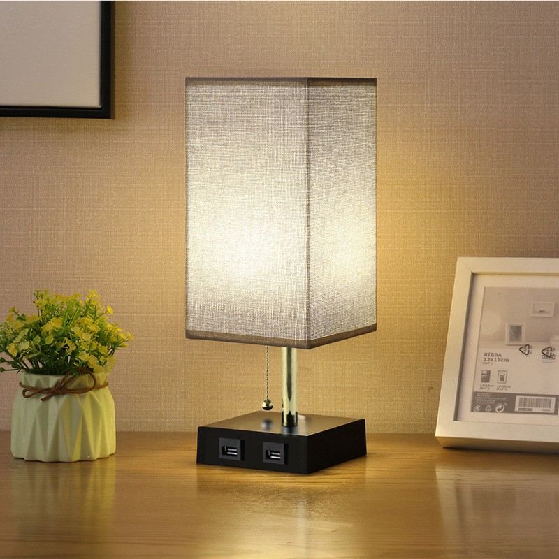 Đèn ngủ để bàn công nghệ mới 2USB 2Power Bedside Table Lamp