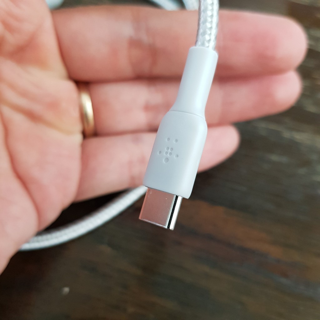 Cáp sạc Belkin TypeC bọc dù,dài 1,5m ,sạc cực nhanh và bền bỉ