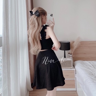 Đầm xốp xoè bèo vai