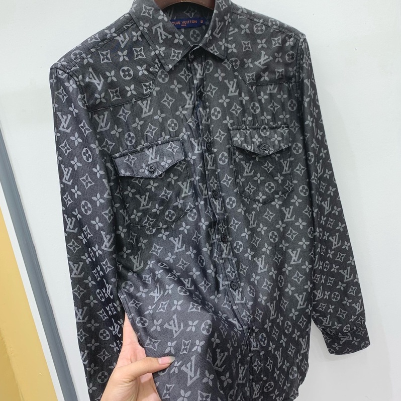 Áo sơ mi Louis Vuitton logo họa tiết hoa đen monogram LA 1-1 on web