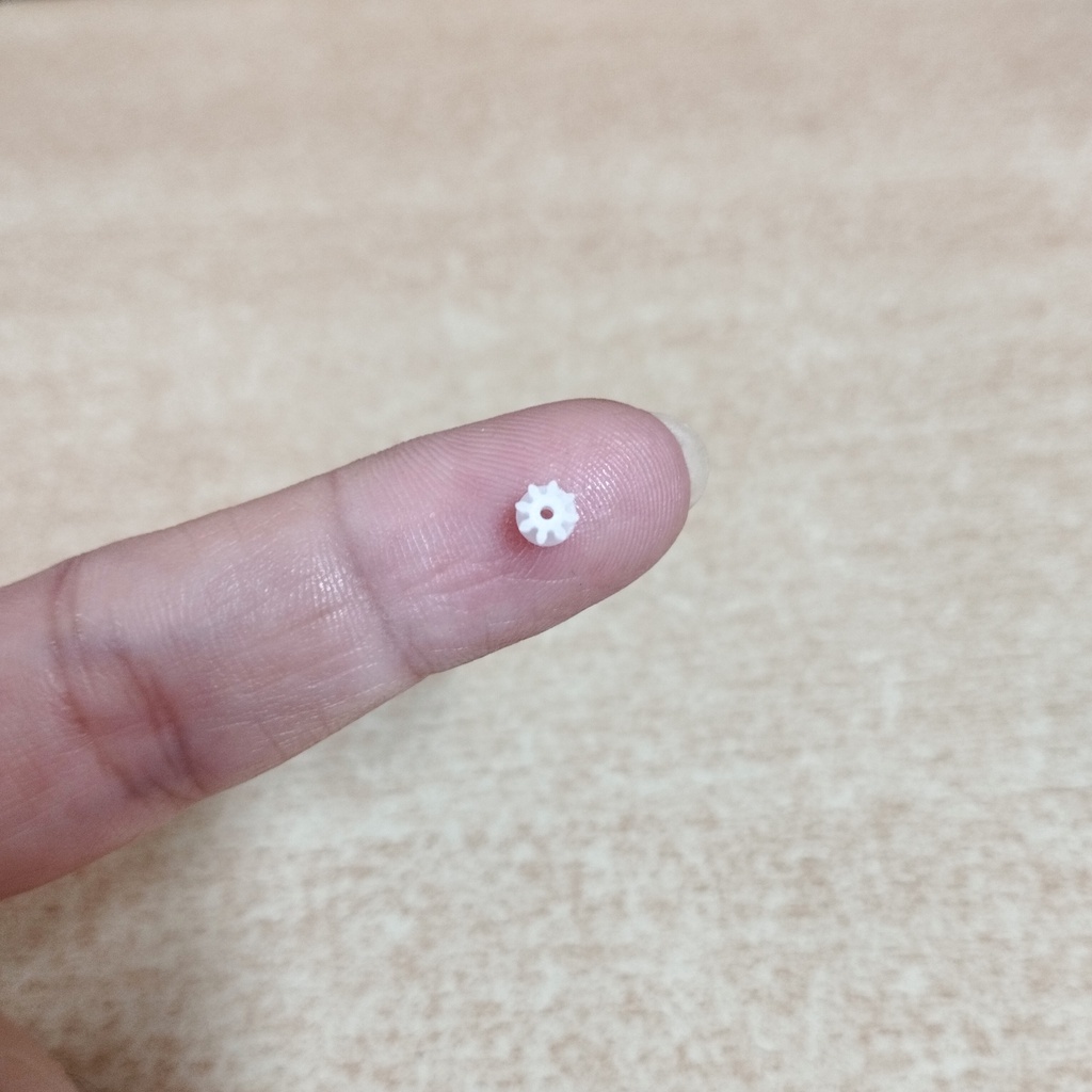 Bánh răng nhựa 8 răng đường kính 4mm cho trục động cơ E58 S168 JY019