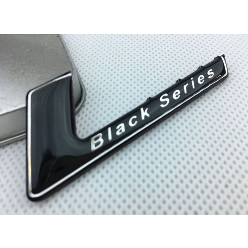 miếng dán 3d black seri độ bản AMG lên bản AMGBlackseri dùng cho dòng xe mercedes bằng nhựa ABS