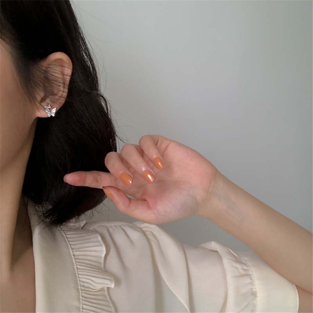 Đôi Khuyên Tai Mạ Bạc Hình Bướm Đính Đá Phong Cách Hàn Quốc