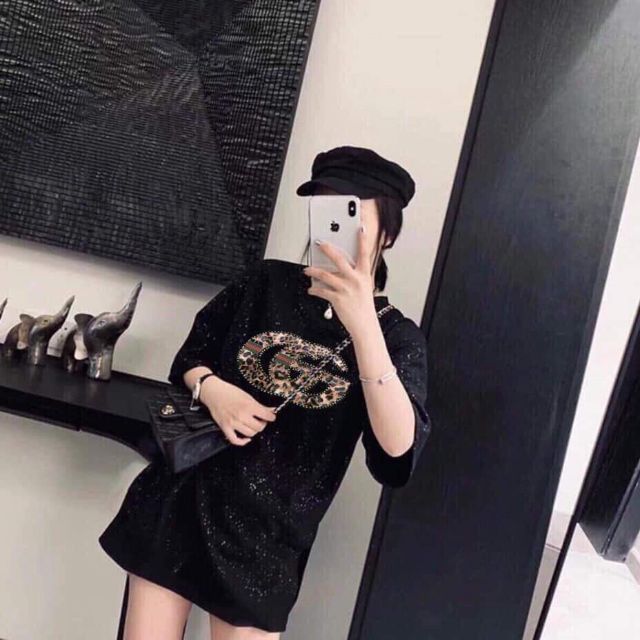 ÁO NHUNG NHŨ đính đá kim sa