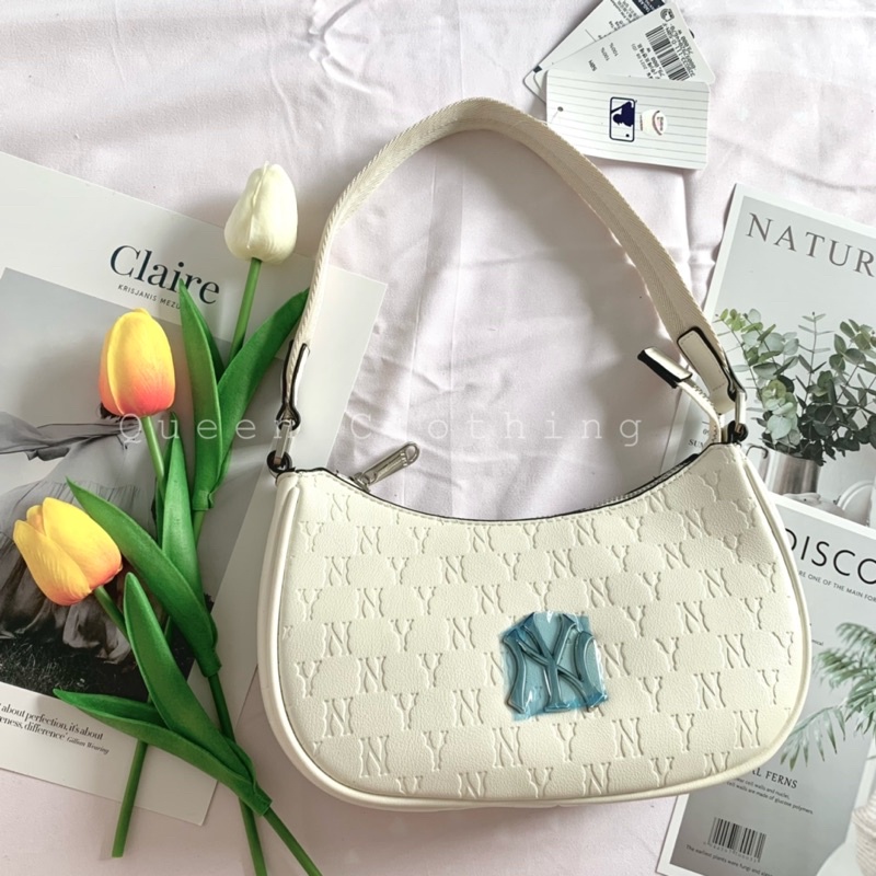 Túi kẹp nách da Monogram Embo Hobo Bag 2 màu đen/ trắng 1:1 siêu xịn