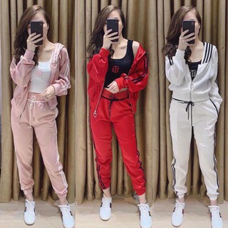 Bộ đồ thể thao nữ 3 chi tiết chữ thêu chất da cá mịn cực xinh