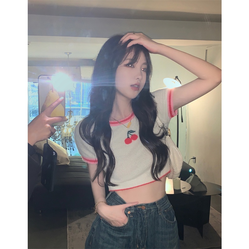 Áo Thun Tay Ngắn Phối Lông Màu Hồng Cherry Dễ Thương