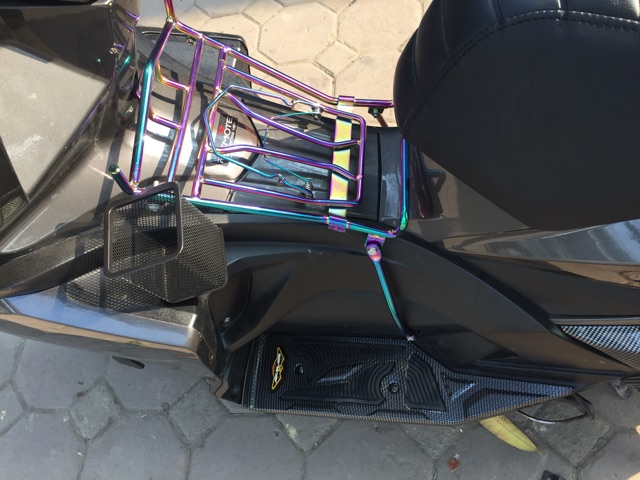 Thảm các bon xe air blade 2016-2019