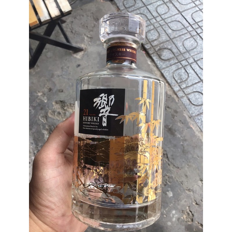 Vỏ chai rượu Hibiki 21 limited