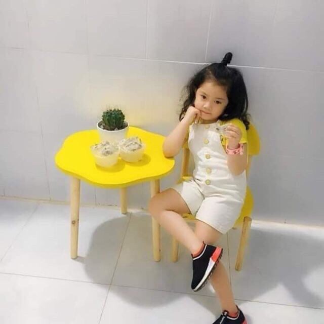 Bộ bàn + 1 ghế gỗ cho bé | BigBuy360 - bigbuy360.vn