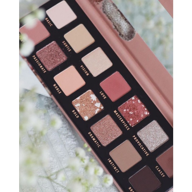 Phấn mắt Catrice Pro Next - Gen Nudes