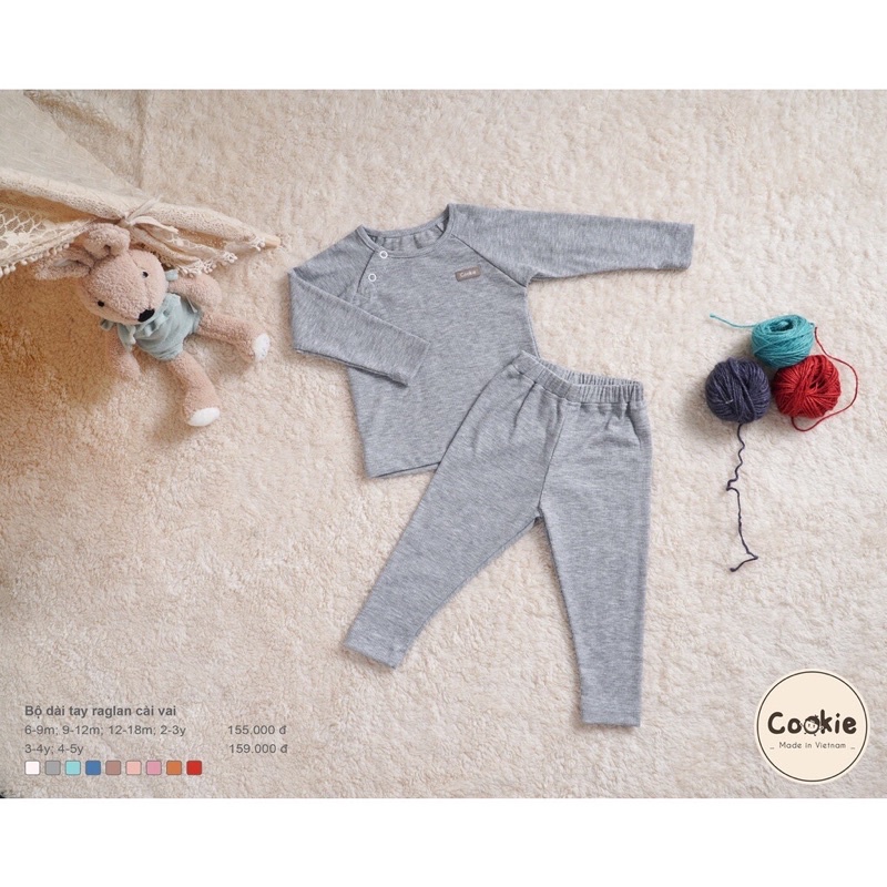 Cookie bộ cài vai cổ tròn thu đông cho bé