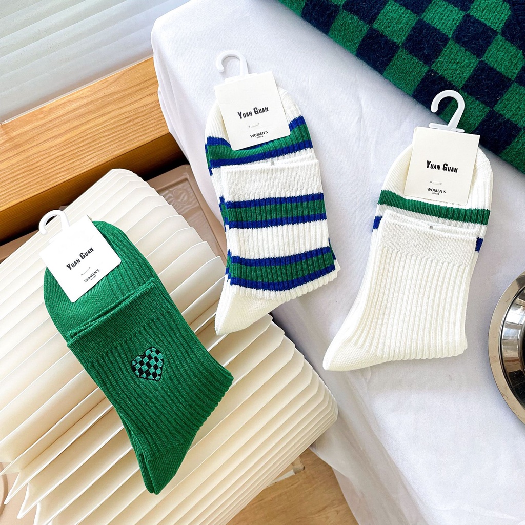 Tất cotton thêu sọc/ caro/ trái tim màu xanh lục ống vừa thời trang nam nữ