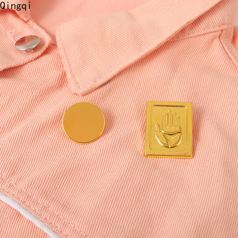 Huy hiệu cài áo Miss Zoe bằng hợp kim hình tròn phong cách hoạt hình Jojos Bizarre Adventure