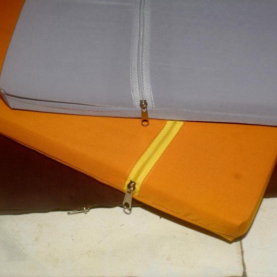 Tọa cụ vuông lớn ngồi thiền thêu hoa sen dày 2.5cm- Ruột bằng mút không lún cao cấp - MIẾNG ĐỆM NGỒI THIỀN 50cm x 45cm