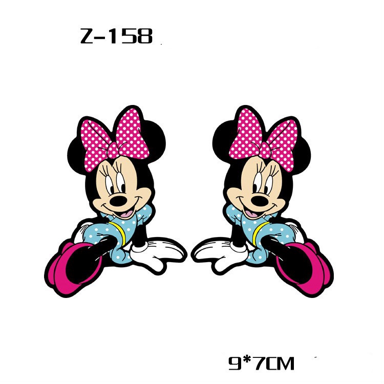 Sticker Dán Trang Trí Xe Hơi Hình Mickey Minnie