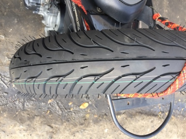 Vỏ lốp sau không ruột xe Vision, Airblade, vario, click size 90/90-14