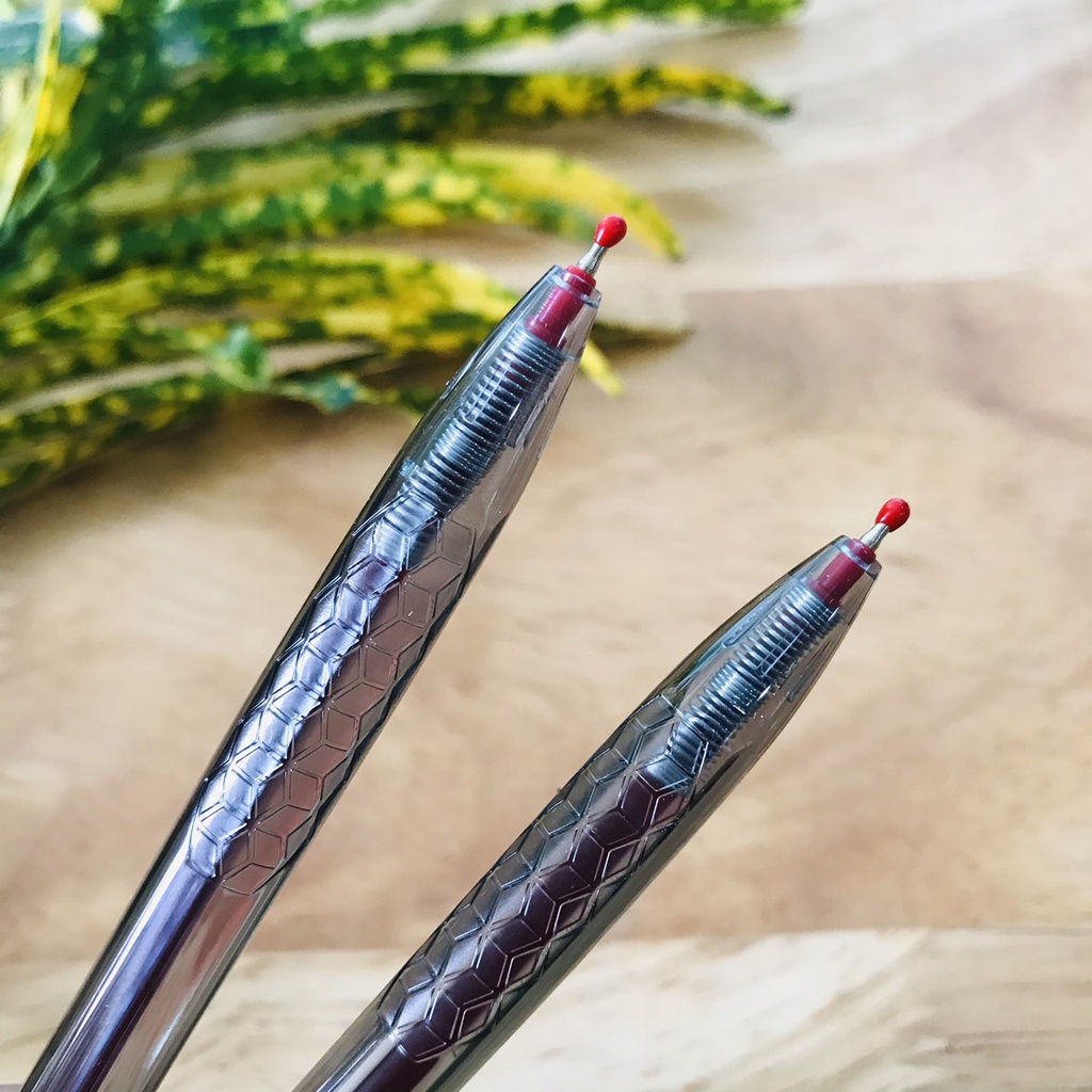 Bút bi dầu Deli 0.7mm Q01340