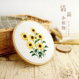 Bộ Dụng Cụ Thêu Tay Thủ Công Chất Lượng Cao