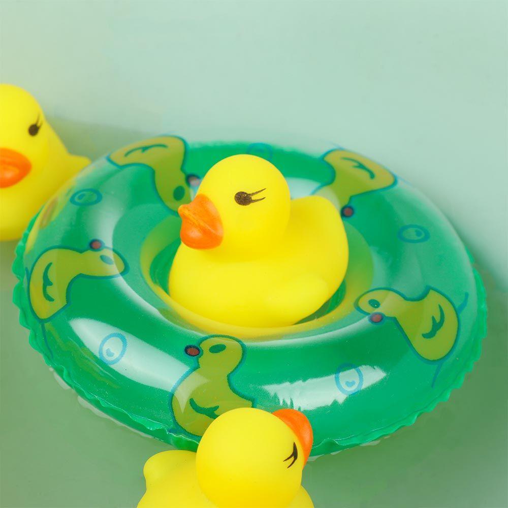 1 Vịt Đồ Chơi Nổi Trên Mặt Nước Cho Bé Chơi Khi Tắm
