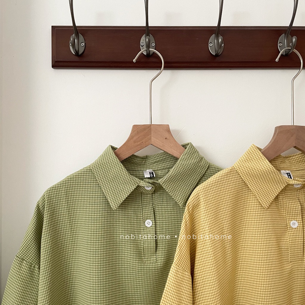NOBITA HOME - Sơ mi tay ngắn cổ henley kê caro nhí form rộng BURNLEY