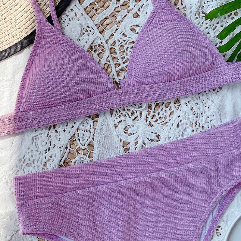 Bộ bikini 2 mảnh màu sắc thời trang nữ tính