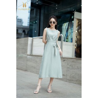 váy lụa xanh đính trai vai