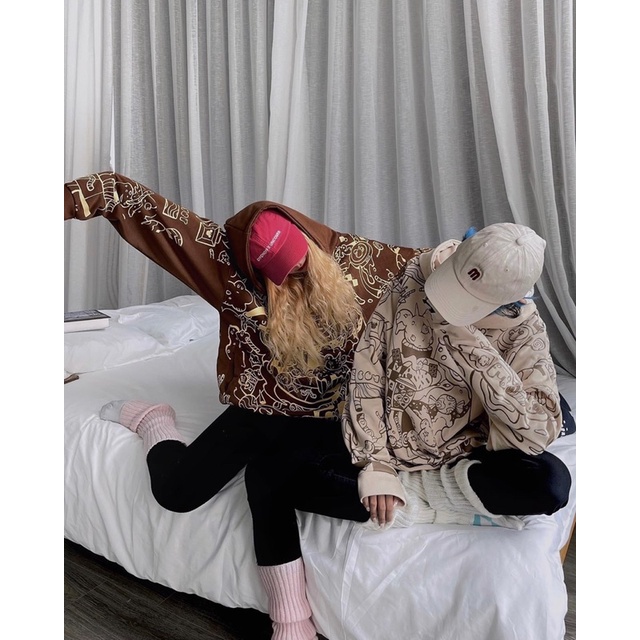 Hoodie/ áo khoác Doodles chính hãng Uncover