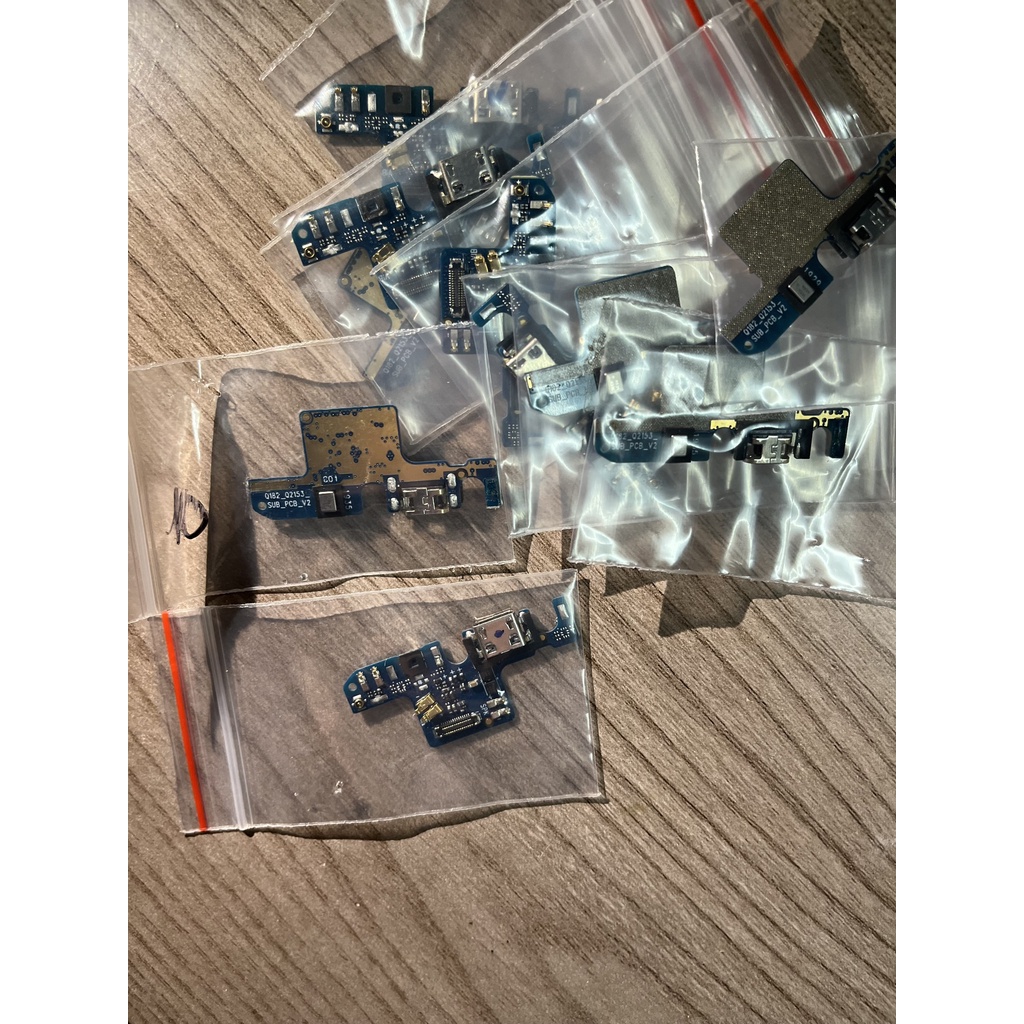 Cụm Bo sạcđiện thoại Vsmart Active1+/Joy 4/LIVE 4/JOY 3/ACTIVE 3/STAR/STAR 4/ARIS/ARIS PRO/JOY 2/STAR 3