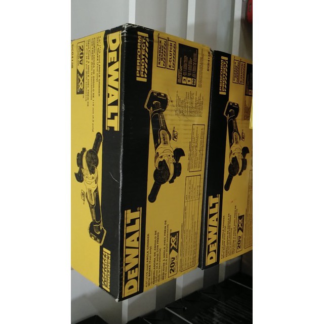 Mài Dewalt dcg413