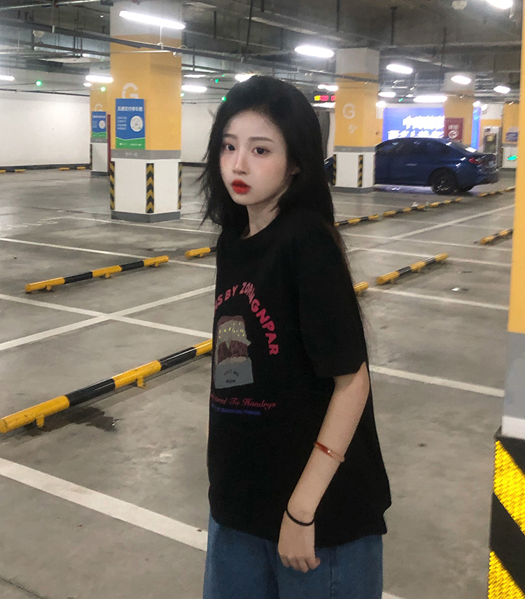 Áo Thun Hàn Quốc Tay Ngắn In Họa Tiết Cổ Điển Cho Nữ