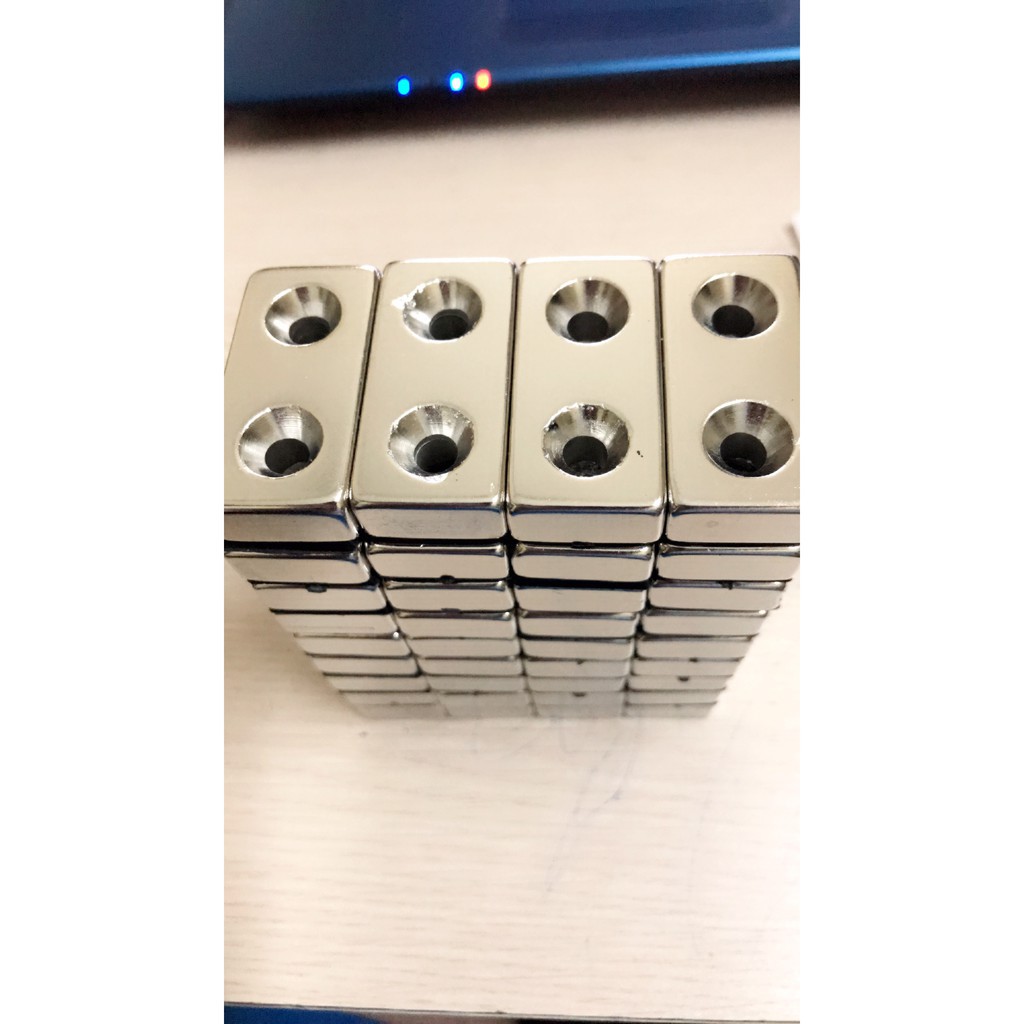 [Xả Kho Giá Xưởng] NAM CHÂM TRẮNG CHỮ NHẬT 2 LỖ VÍT 40x20x10mm, loại nam châm đất hiếm lực hút mạnh