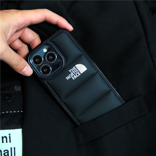 THE NORTH FACE [Đặc biệt] Ốp lưng áo khoác cổ điển sáng tạo thời trang cho IPhone15promax Vỏ sáng tạo 14ProMax IPhone16ProMAX I12 11Pro MAX Vỏ mềm iPhone14P Vỏ IXS MAX XR 12mini