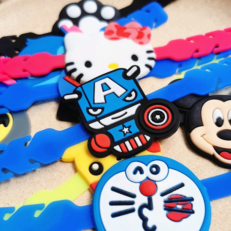 Magic789 Soft Silicone Batman Superman Mask Extension Buckle Hook Hello Kitty Mickey Doraemon Holder