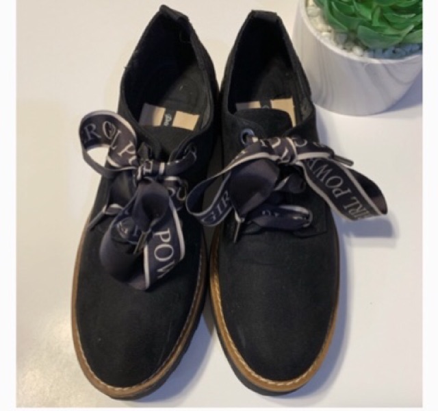 Giày đế 5cm Stradivarius auth