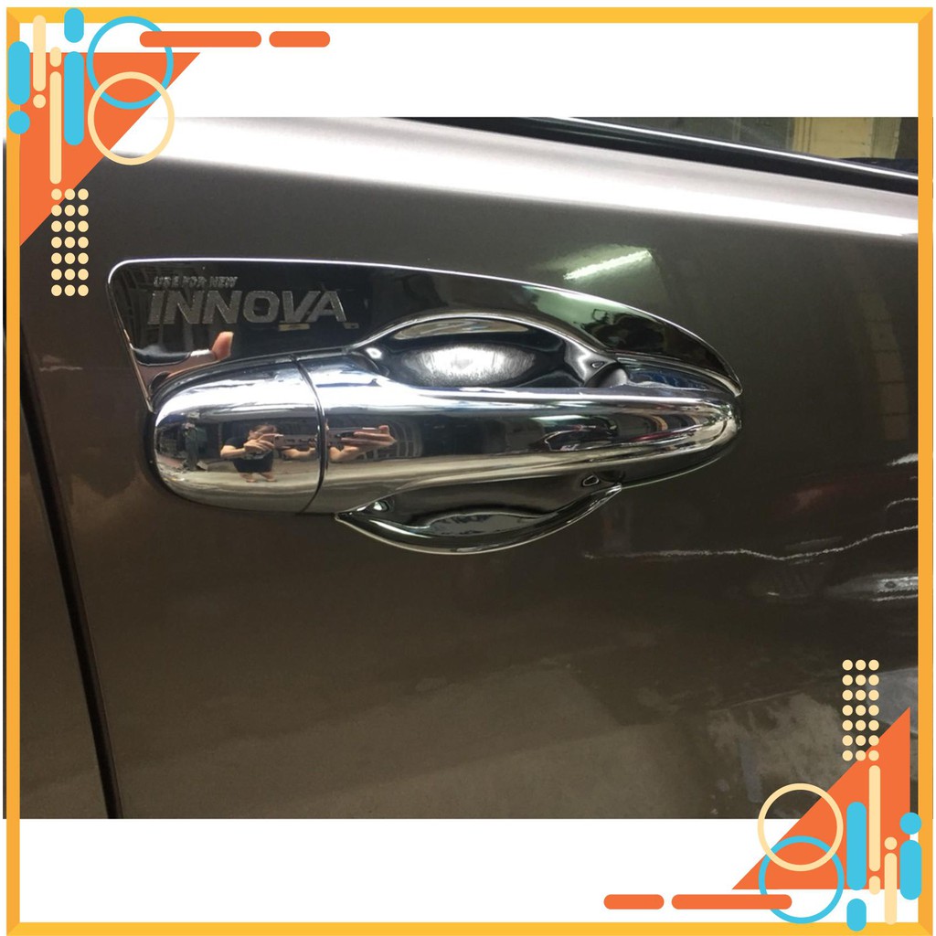 Bộ 8 ốp tay và hõm cửa mạ crom xe  Innova 2016- 2020
