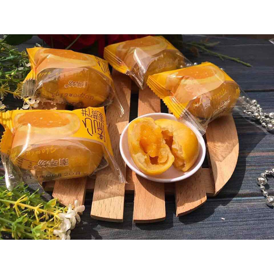 Bánh pía kim sa trứng muối Đài Loan