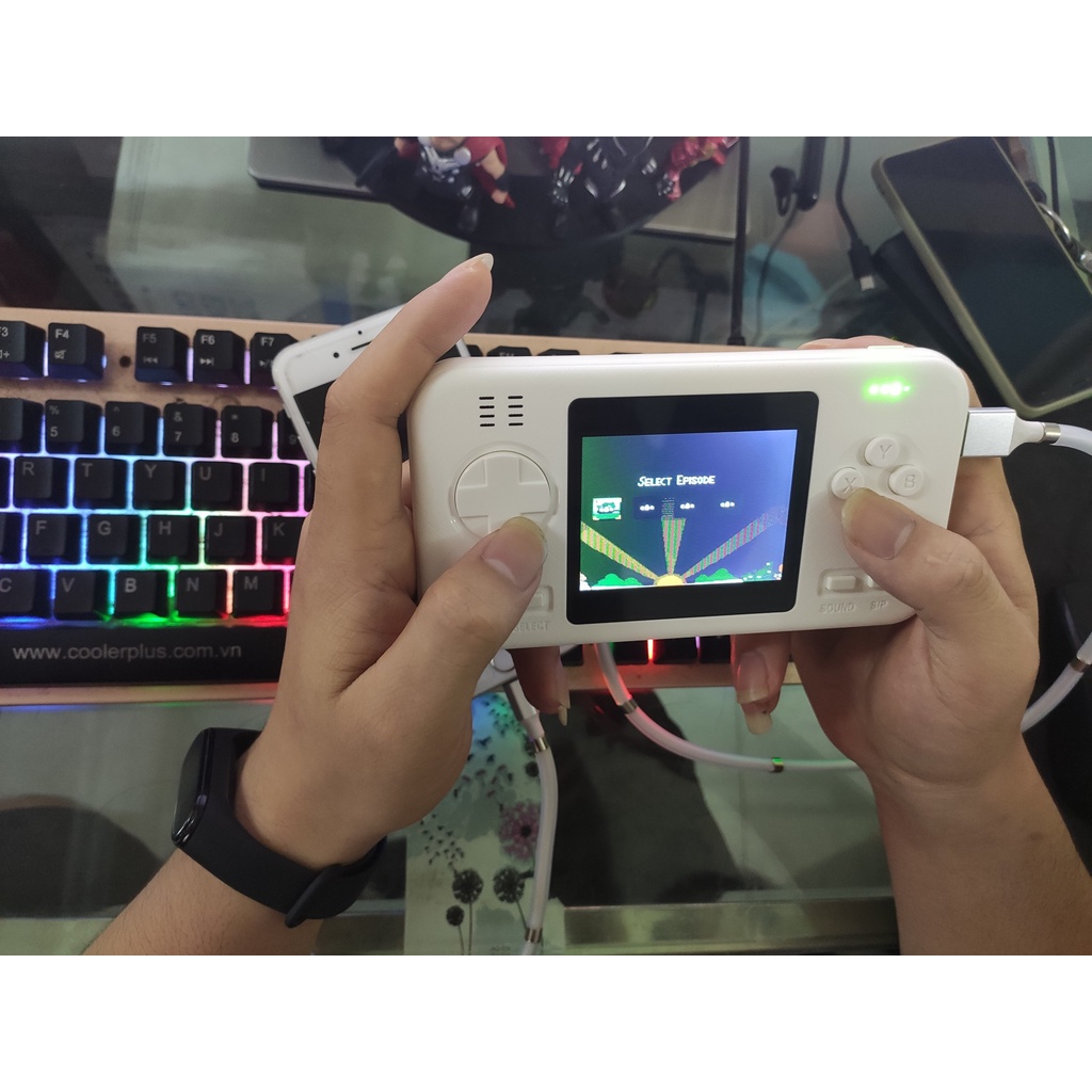 [Mã 253ELSALE hoàn 7% đơn 300K] Máy chơi game cầm tay kiêm sạc dự phòng 416 trò pin 8000mAh